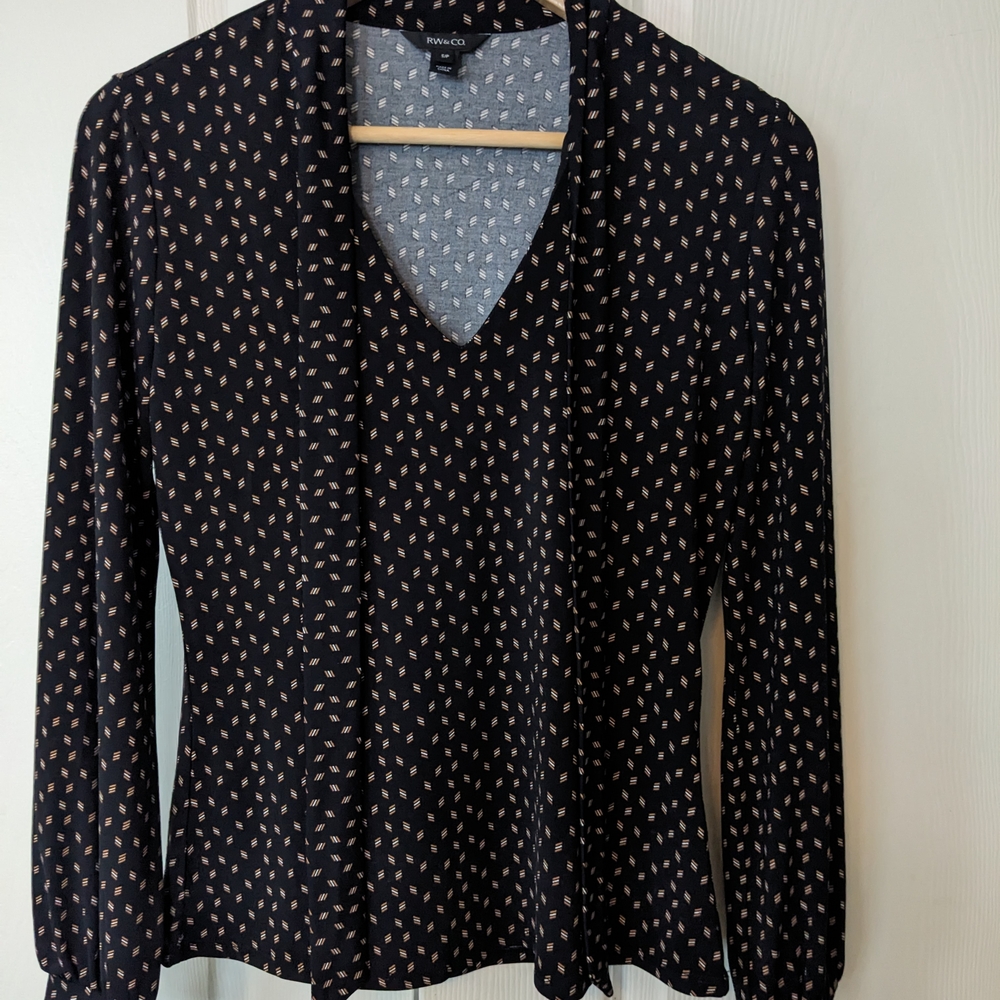 RW & CO Black and Tan Women's Top